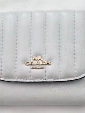 Coach medium zip wallet